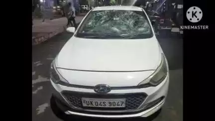हल्द्वानी: पुलिस स्टेशन हल्द्वानी क्षेत्र में बदमाशों ने कार सवार तीन लोगों पर चलाई गोली, सभी घायलों को इलाज के लिए किया भर्ती