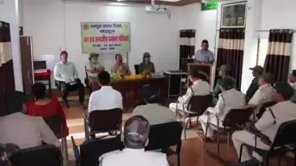 सोहागपुर: सतपुड़ा टाइगर रिजर्व, मढ़ई में 'वन एवं वन्यजीव प्रबंधन परिचर्चा' कार्यक्रम आयोजित