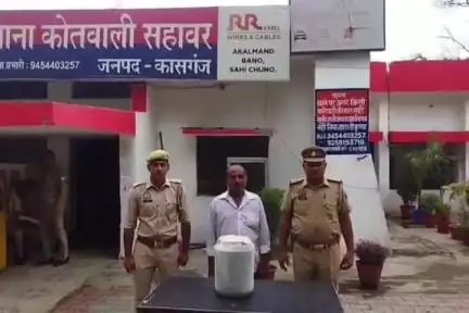 सहावर: फतेहपुर और दीपपुर गांव से दो अभियुक्त गिरफ्तार, कब्जे से 41 क्वार्टर अवैध शराब बरामद