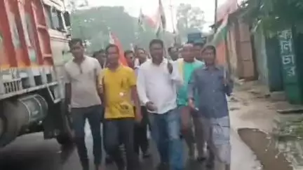 সবং: কালিগঞ্জ বিধানসভা উপনির্বাচনে তৃণমূলের জয়,সবং বিজয় মিছিল করলো যুব তৃণমূল
