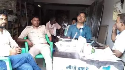 सैदपुर: योगी के आगमन से पूर्व, पुलिस ने भीमापार में 2 सपा कार्यकर्ताओं को किया नजरबंद, 2023 में CM को दिखाया था काला झंडा