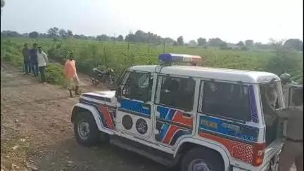 पुसद: तालुक्यातील आसोली शेतशिवार येथे शेतातून बैलगाडी नेल्याच्या कारणवरून एकाला काठीने मारहाण