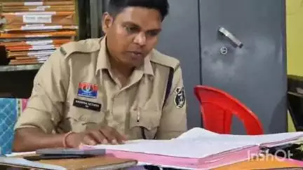माकड़ी: ग्राम तारगांव में देर रात एक्टिवा स्कूटी की चोरी, फरसगांव पुलिस ने अज्ञात चोर के खिलाफ दर्ज किया अपराध