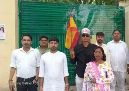 Sapaks party ke pradesh ashyakchh Ghansyam bhardwah ne Buhqr budhab me samast bihar wasion se sahyog mabga hai