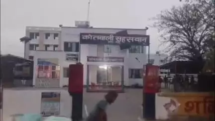 सहसवान: सहसवान में सर्राफा की दुकान के बाहर खड़ी बाइक की डिग्गी से आभूषण चोरी, पीड़ित ने पुलिस को दी तहरीर