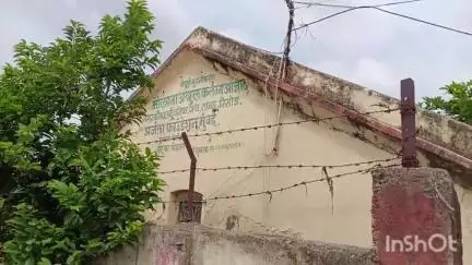 रिसोड: नगर परिषद उर्दू शाळेमध्ये दुकाने लावण्याचा निर्णय रद्द करण्यात यावा स्थानिक नागरिकांचे नप ला निवेदन #Jansamasya
