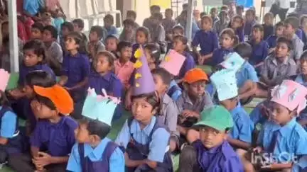 केळापूर: वसंत नगर गावातील जिल्हा परिषद शाळेला आमदार राजूभाऊ तोडसाम यांनी दिली भेट
