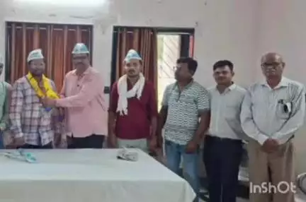चंद्रपूर: बाबू पेठ येथे शेकडो कार्यकर्त्यांचा आम आदमी पार्टीत मध्ये प्रवेश