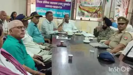 कासगंज: जिला सैनिक कल्याण एवं पुनर्वास कार्यालय में एडीएम ने पूर्व सैनिकों के साथ की बैठक