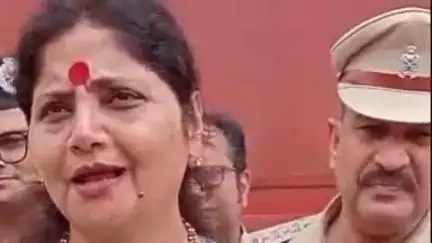 प्रतापगढ़: महिला आयोग की अध्यक्ष बबिता सिंह चौहान ने जिला कारागार का किया निरीक्षण
