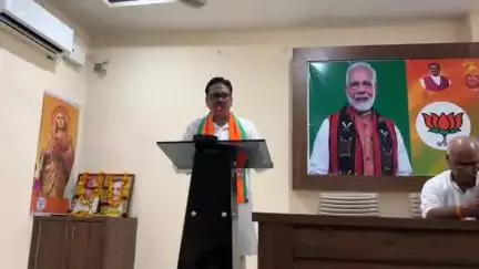 गौरीगंज: गौरीगंज भाजपा कार्यालय में भाजपा पार्टी ने डॉक्टर मुखर्जी के 72वें बलिदान दिवस के अवसर पर गोष्ठी का आयोजन किया