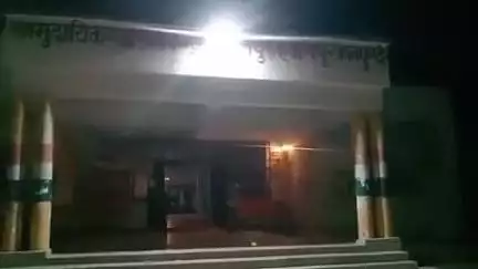 सिकंदरा: हवासपुर गांव के पास सड़क दुर्घटना में घायल युवक को चिकित्सक ने गंभीर हालत में जिला अस्पताल किया रेफर