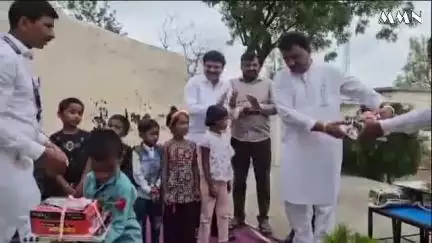 वर्धा: जिल्हा परिषद उच्च प्राथमिक शाळा अडेगाव येथे शाळा प्रवेशोत्सव सोहळा:आ.राजेश बकाने यांच्या हस्ते विद्यार्थ्यांचे स्वागत