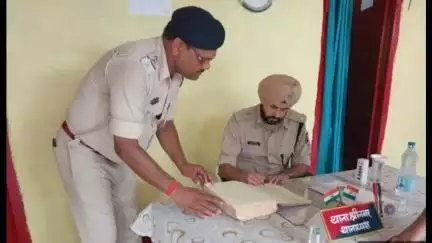 कुमारखंड: मधेपुरा: एसपी संदीप सिंह ने किया श्रीनगर थाने का निरीक्षण