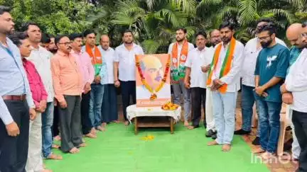पारशिवनी: कन्हान भाजपा तर्फे भारतीय जनसंघांचे संस्थापक श्रद्धय श्यामाप्रसाद मुखर्जी यांचा स्मृती दिवस साजरा.