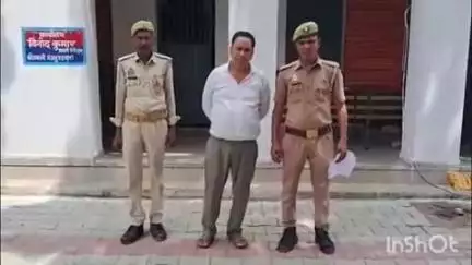 कासगंज: गंजडुंडवारा कोतवाली पुलिस ने चेक बाउंस मामले में वारंटी अभियुक्त को किया गिरफ्तार, जिला न्यायालय में किया पेश