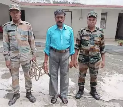 अमड़ापाड़ा: अमड़ापाड़ा थाना क्षेत्र के मोड़े मांझी विवाद में नामजद आरोपी को पुलिस ने किया गिरफ्तार, भेजा जेल