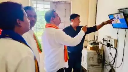 सुकमा: अपर कलेक्टर एवं उप जिला निर्वाचन अधिकारी ने ईवीएम और वीवीपैट वेयरहाउस का किया त्रैमासिक निरीक्षण