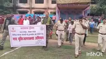 मनोहरपुर: एस एस आईपी हाई स्कूल के मैदान में डीबीसी फुटबॉल टूर्नामेंट का शुभारंभ किया गया