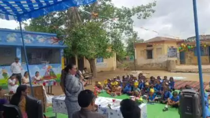 अहेरी: शिक्षकांनी विद्यार्थ्यांना गुणवत्तापूर्वक शिक्षण देऊन शिक्षणाचा दर्जा वाढवावा: सिनेट सदस्य तनुश्री आत्राम