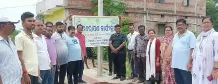 ଭଞ୍ଜନଗର: ସହରର ବିଭିନ୍ନ ସ୍ଥାନରେ ଏନଏସି ପକ୍ଷରୁ ବୃକ୍ଷରୋପଣ କାର୍ଯ୍ଯକ୍ରମ ଅନୁଷ୍ଠିତ