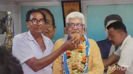 গঙ্গাজলঘাটি: বিষ্ণুপুর সাংগঠনিক জেলাINTTUC নবনির্বাচিত সভাপতি প্রদীপ চক্রবর্তীকে অমরকাননে সংবর্ধনা দিল গঙ্গাজলঘাটি ব্লক2 TMC