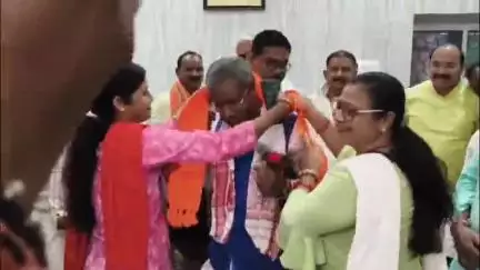 देवघर: देवघर में भाजपा अध्यक्ष बाबूलाल मरांडी ने गिरती कानून व्यवस्था पर झारखंड सरकार को घेरा