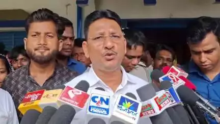 সিউড়ি ১: আলুন্দা গ্রাম পঞ্চায়েত পরিদর্শন করে সাংবাদিকদের মুখোমুখি হয়ে একাধিক বক্তব্য দিলেন জেলা পরিষদের সভাধিপতি