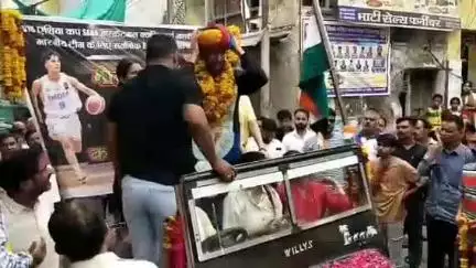 शाहपुरा: अम्बेडकर विचार मंच संस्थान ने शाहपुरा के बास्केटबॉल खिलाड़ी का किया स्वागत