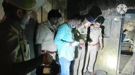 बस्ती: नगर थाना क्षेत्र के कोठवा भरतपुर गांव में एक व्यक्ति द्वारा खुद को गोली मारकर आत्महत्या करने का मामला आया