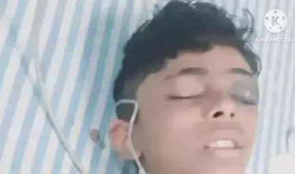 नारनौल: गांव कारौली में वॉलीबॉल ग्राउंड में खेलते समय एक लड़के को लगा करंट, हालत गंभीर, ग्रामीणों ने की आर्थिक मदद