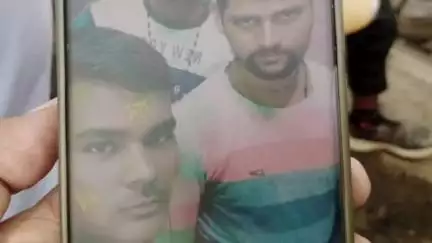मांट: मांट में बिजली के पोल से टकराई बाइक, आग लगने से दो दोस्त जिंदा जले, नई बाइक के साथ लाखों रुपये भी जलकर हुआ राख