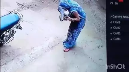 विदिशा नगर: शेरपुरा में अज्ञात व्यक्ति ने चलाई एयरगन, महिला घायल, मेडिकल कॉलेज में भर्ती; मंगलवार सुबह 11 बजे की घटना