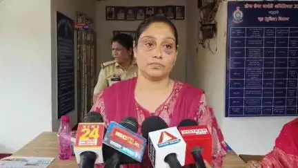 जगदलपुर: संजय गाँधी वार्ड से पार्षद श्रीमती कोमल सेना ने आय जाति प्रमाण पत्र बनाने आई महिला पर लगाया मारपीट का आरोप