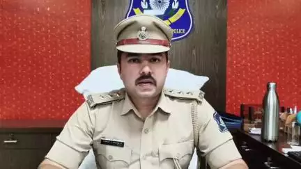 ભાણવડ: ભાણવડ ખાતે થયેલ ચોરીનો ભેદ ઉકેલીયો ; દેવભૂમિ દ્વારકાના Dysp V.P.Manseta એ પ્રેસ કોન્ફરન્સ યોજી વિગત આપી