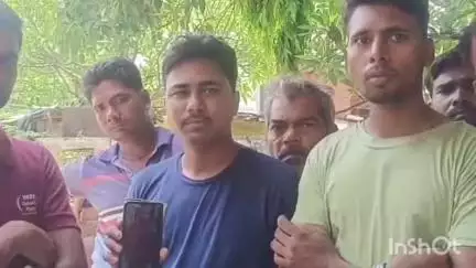 उन्नाव: उन्नाव सफीपुर थाना क्षेत्र की निवासी महिला की सर्प के काटने से हुई मौत, परिजन पोस्टमार्टम हाउस पहुंचे