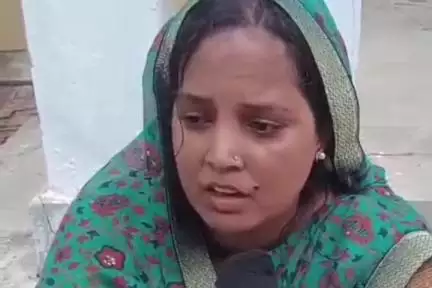भीटी: दबंगों की दबंगई की शिकार भाजपा की महिला जिलाध्यक्ष रिंकल सिंह ने सीएम से लगाई गुहार, फूटा दर्द