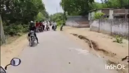 लालगंज: 24 जून 2025 को मंगलवार, 1:00 बजे लालगंज कोतवाली क्षेत्र में तेज रफ्तार बोलेरो ने बाइक सवार को टक्कर मारी