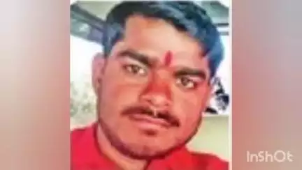 माढा: कण्हेरगाव डोके वस्ती येथे ट्रॅक्टरने रोटर मारताना पाय अडकून चेंदामेंदा झाल्याने युवकाचा मृत्यू