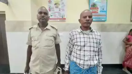 बिहार: मानपुर थाना पुलिस ने परोहा गांव से एक व्यक्ति को देसी कट्टा व 4 जिंदा कारतूस के साथ गिरफ्तार किया