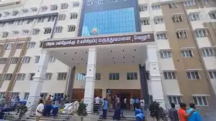 வேலூர்: நாளை முதல்வர் வருகை-வேலூரில் வடக்கு மண்டல ஐஜி தலைமையில் 1500 போலீசார் பாதுகாப்பு பணியில் ஈடுபட உள்ளதாக SP அலுவலகம் தகவல்