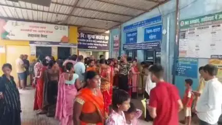 लखीसराय: विद्युत आपूर्ति बाधित होने से सदर अस्पताल लखीसराय में मरीजों को हुई परेशानी