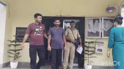 গঙ্গারামপুর: চুপিসারে মহিলাদের ছবি তোলার অভিযোগে গঙ্গারামপুরে দোকানদার গ্রেফতার,অভিযুক্তকে আদালতে পেশ