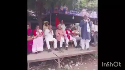 अरवल: प्रसादी इंग्लिश बाजार में 'बिहार बदलो यात्रा' में घोसी विधायक व अन्य लोग हुए शामिल