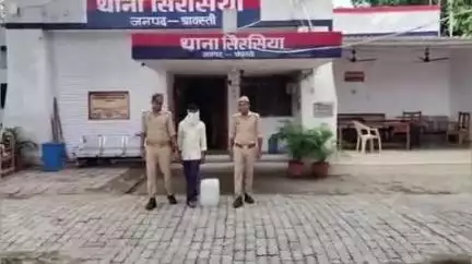 भिनगा: थाना सिरसिया और थाना सोनवा क्षेत्र से दो आरोपियों को पुलिस ने किया गिरफ्तार, 30 लीटर अवैध कच्ची शराब बरामद