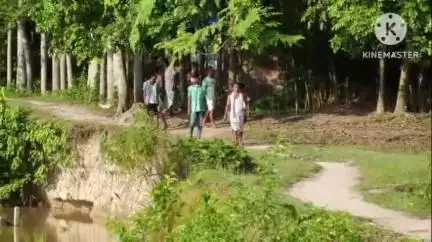 দেৰগাঁও: দেৰগাঁৱৰ দলিজলীয়া গাঁৱত গেলাবীল নদীৰ গৰাখহনীয়াই ভাবুকি কঢ়িয়াই আনিছে এক সহস্ৰাধিক ৰাইজলৈ #jansamasya