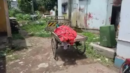 হাবরা ১: গোবরডাঙ্গা এলাকায় ঘরের ভেতর থেকে বৃদ্ধার ঝুলন্ত দেহ উদ্ধার