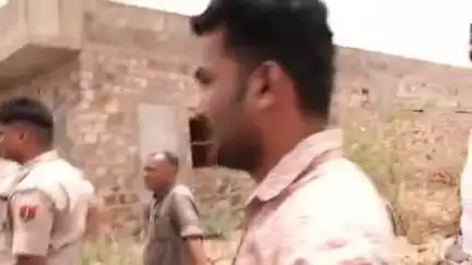 बाड़मेर: बाड़मेर के शंकर नगर में भूमाफियाओं की दबंगई, सामुदायिक जमीन पर फिर से कब्जे की कोशिश