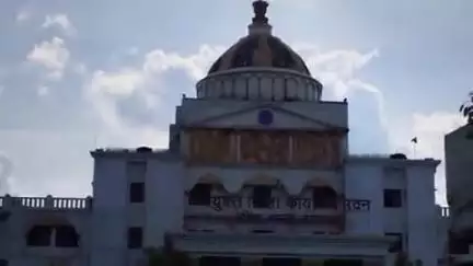 दंतेवाड़ा: भारतीय स्टेट बैंक ग्रामीण स्वरोजगार प्रशिक्षण संस्थान द्वारा सेल फोन रिपेयरिंग और दोपहिया वाहन सुधारक का प्रशिक्षण