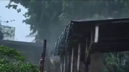 ବରଗଡ: ବରଗଡ଼ ଜିଲ୍ଲାରେ ଘଡଘଡ଼ି ଶହ ପ୍ରବଳ ବର୍ଷା କୁନେଇ ୟେଲୋ ୱାର୍ନିଙ୍ଗ ଜାରି ହୋଇଥିବା ନେଇ ସୂଚନା ଦେଲା ଜିଲ୍ଲା ପାଣିପାଗ ବିଭାଗ